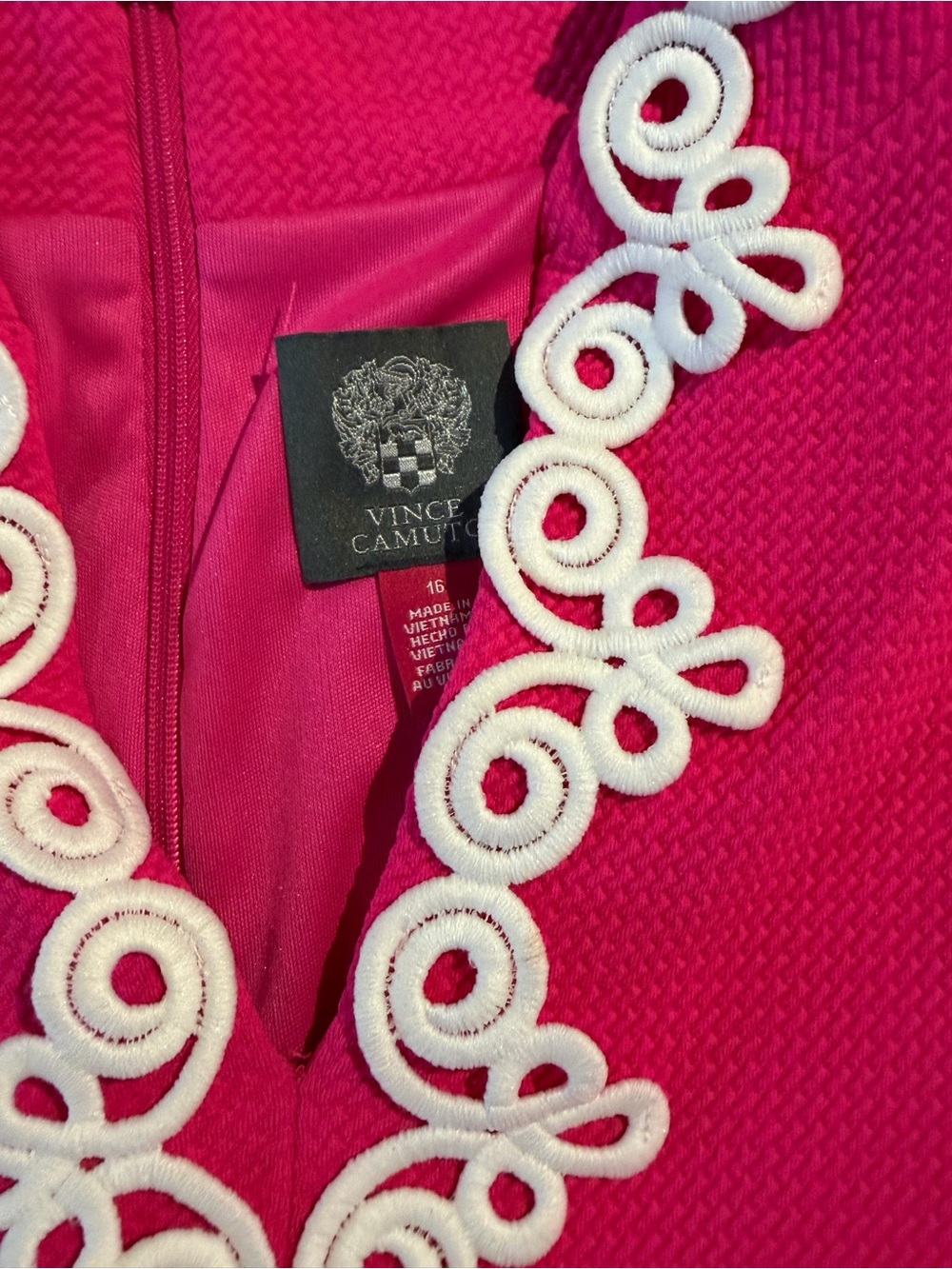 Vince Camuto Applique Sleeveless Mini Shift Dress Hot Pink - Size 16 - Picture 7 of 7
